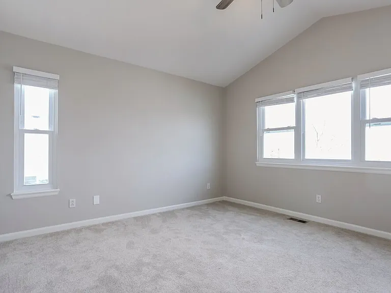 7941 E Harvard Cir — Photo 11