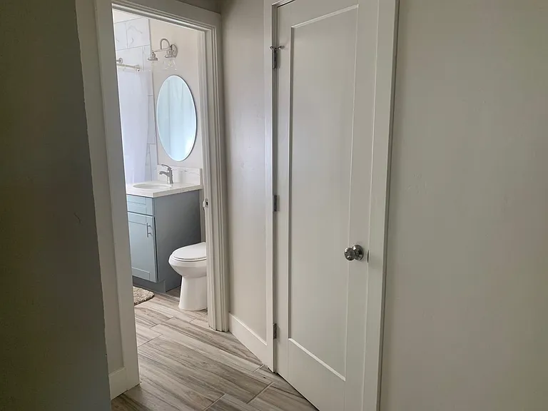 Urban West Apartments — Photo 10