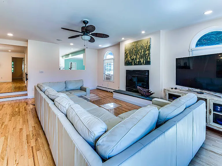 31 Narrow Ln — Photo 19