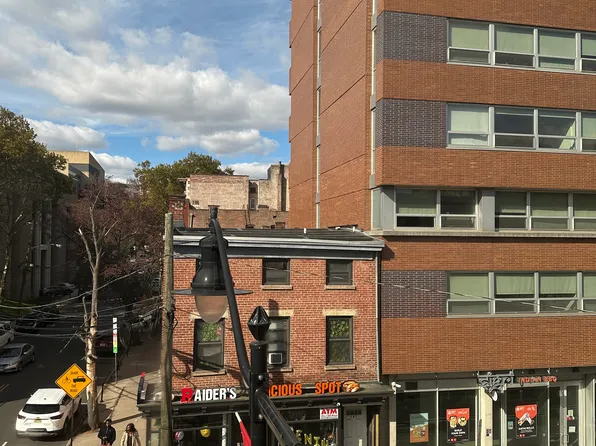 162 University Ave, Newark, NJ