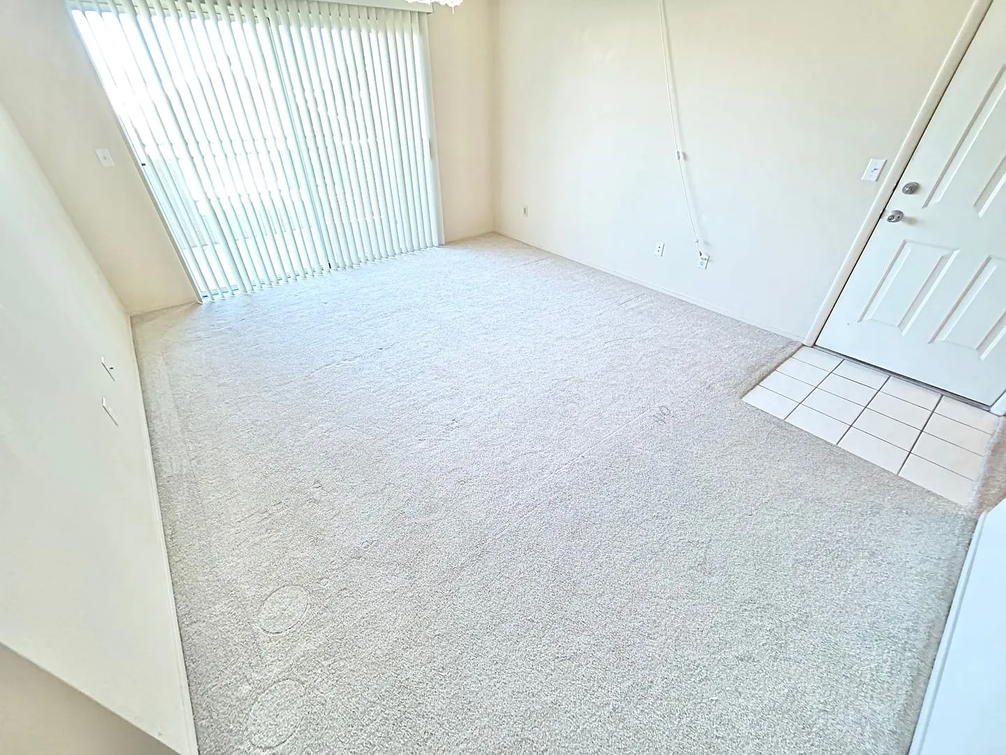 Adorable One Bedroom Condo With Great Amenities — Photo 4