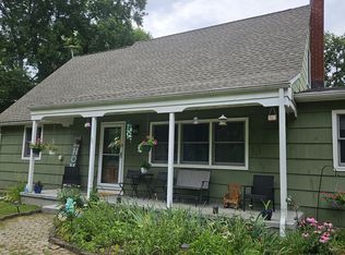 36 Greenbrook Dr, East Windsor, NJ 08512