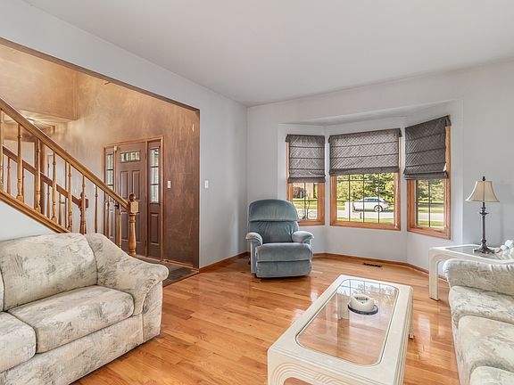 4th image of 10441 Palos West Dr