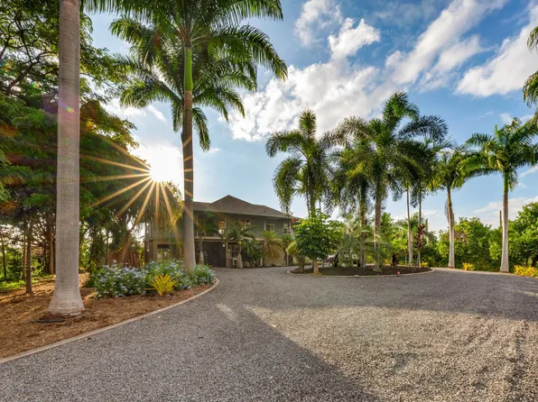 77-355 Hoomaluhia Dr, Kailua Kona, HI 96740