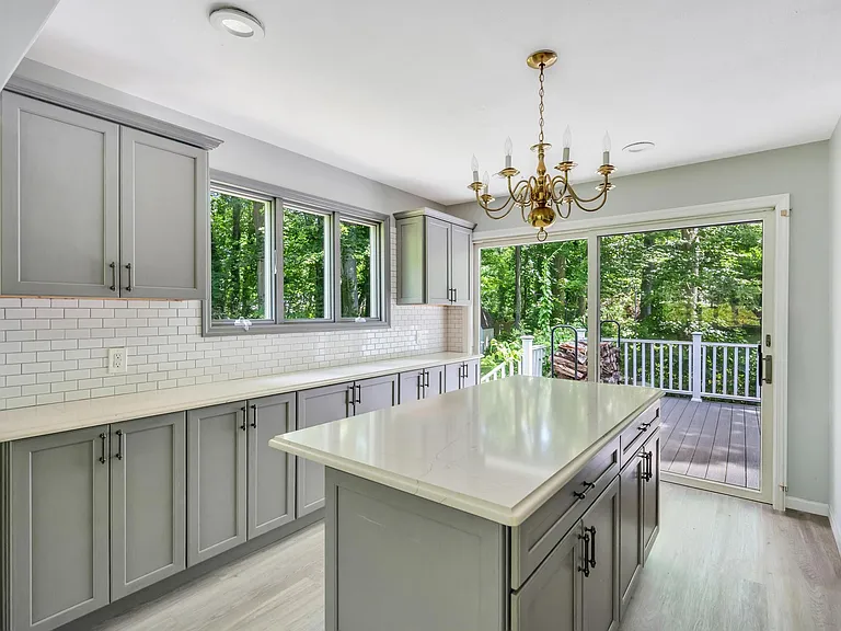 336 Dix Hills Rd #1 — Photo 12