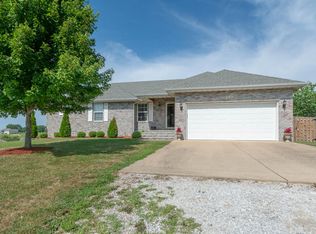 343 Prairie Hollow Rd, Ozark, MO 65721