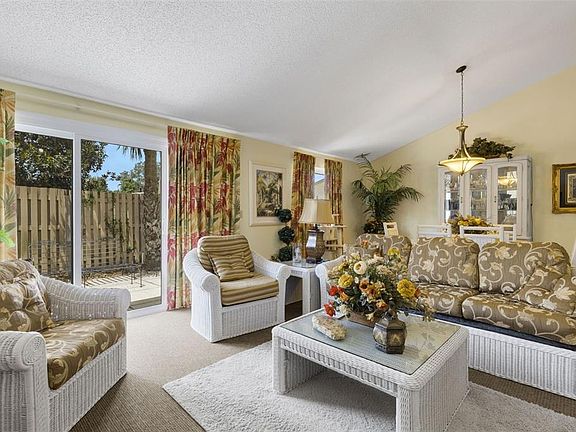 4th image of 4223 OAK LOOP #49