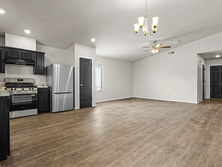 14333 Paraiso Dr — Photo 11