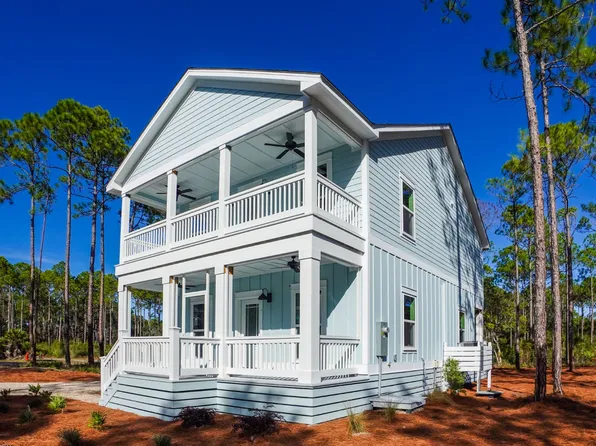 301 Pinegrove Way, Sopchoppy, FL 32358