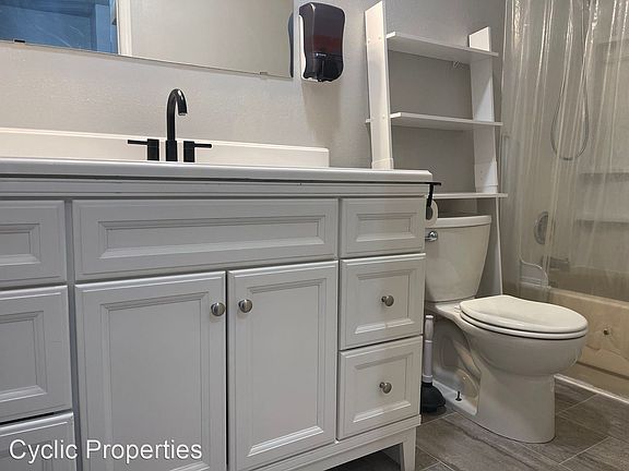 5th image of 2113 Gillam Way Unit 1