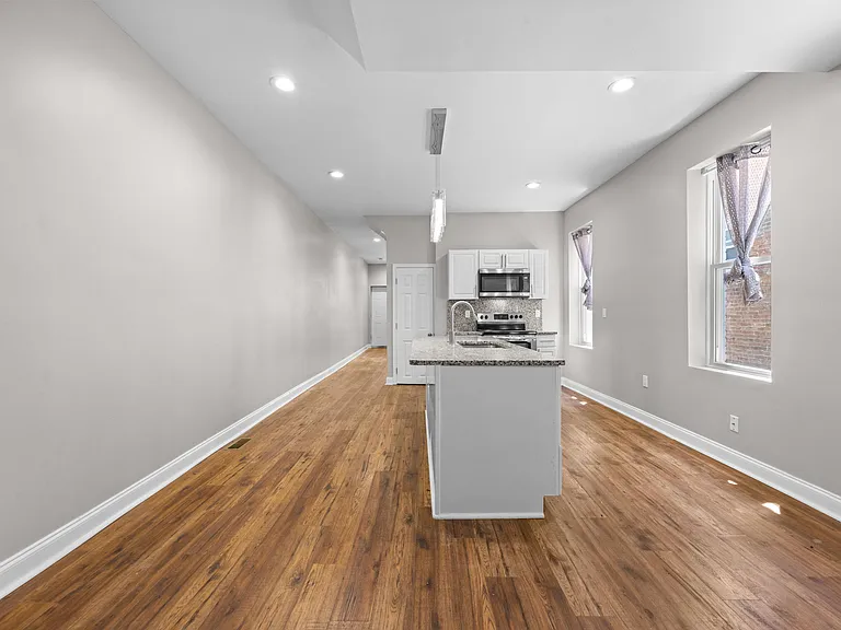 514 Oakland Ave — Photo 13