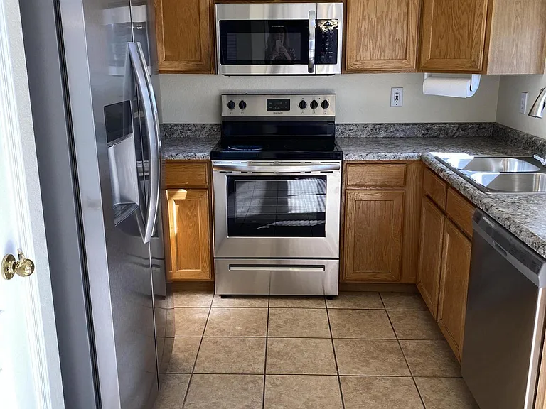 11519 E Persimmon Ave — Photo 6