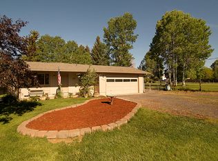 2640 SW 26th St, Redmond, OR 97756