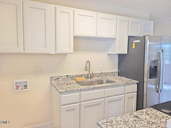 3rd image of 2605 Alton Pl