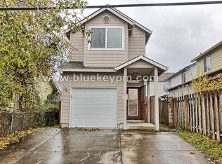 9728 SE Henry St, Portland, OR