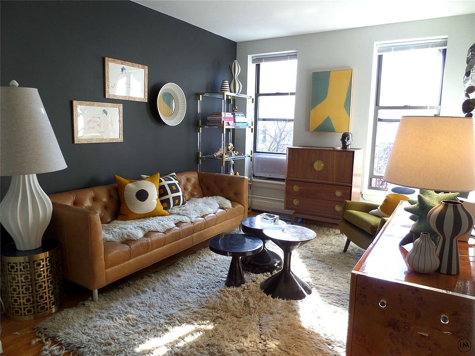 1st image of 435 W 45th St APT 3D