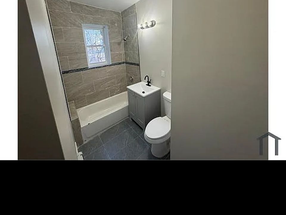 2nd image of 856 S 16th St #3B-C