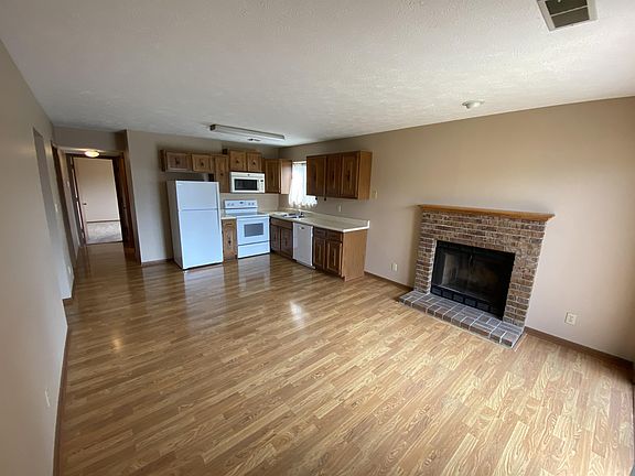 5th image of 5820 S 52nd St APT 7