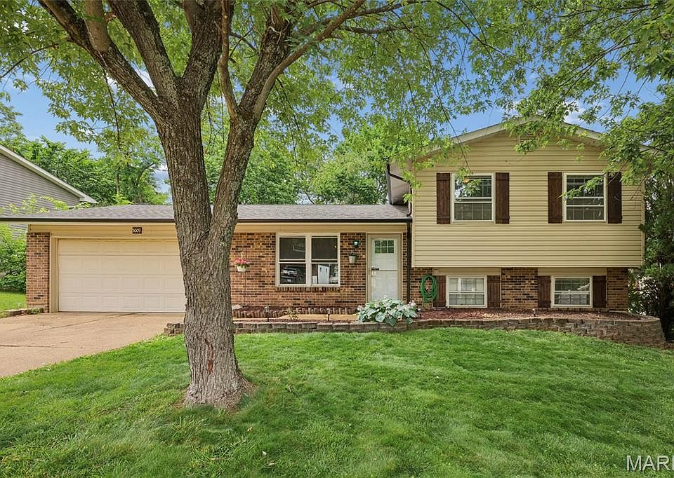 1st image of 5009 Country Ridge Dr