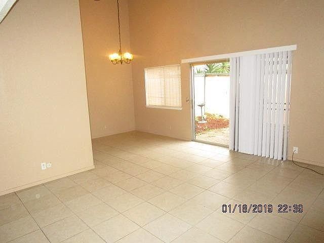 1st image of 540 S Argyle Ave