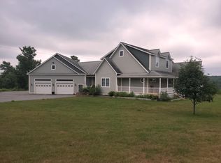 138 Glen View Dr, Skowhegan, ME 04976