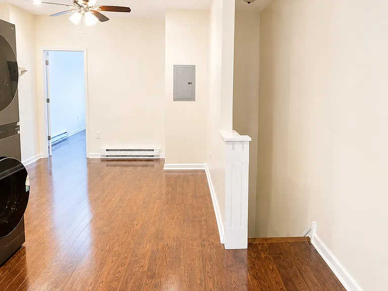 1708 Mifflin St #2 — Photo 8