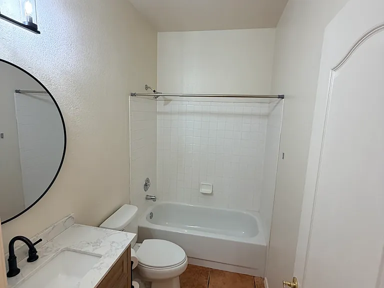 9005 N Lawndale Dr — Photo 38