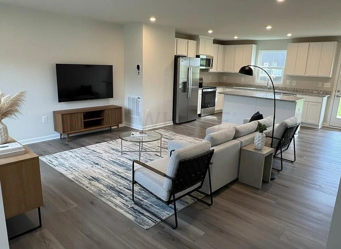 4 bed, 2.5 bath, 1903 sqft, $2,975 — Photo 3