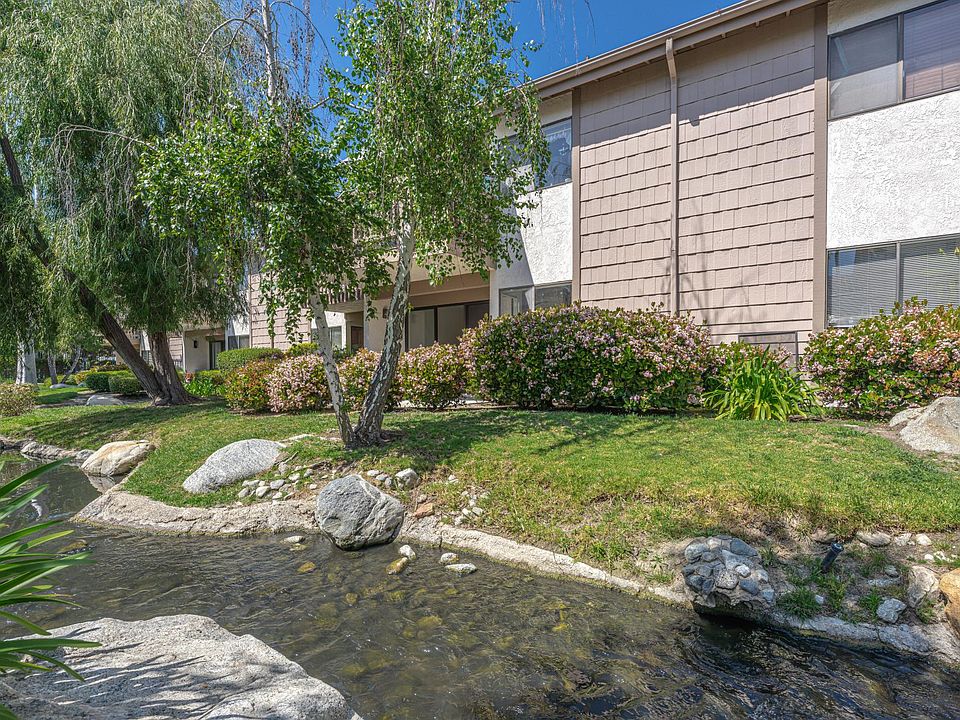 1st image of 26701 Quail Crk APT 213