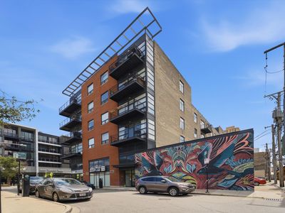 2045 W Concord Pl APT 606, Chicago, IL, 60647
