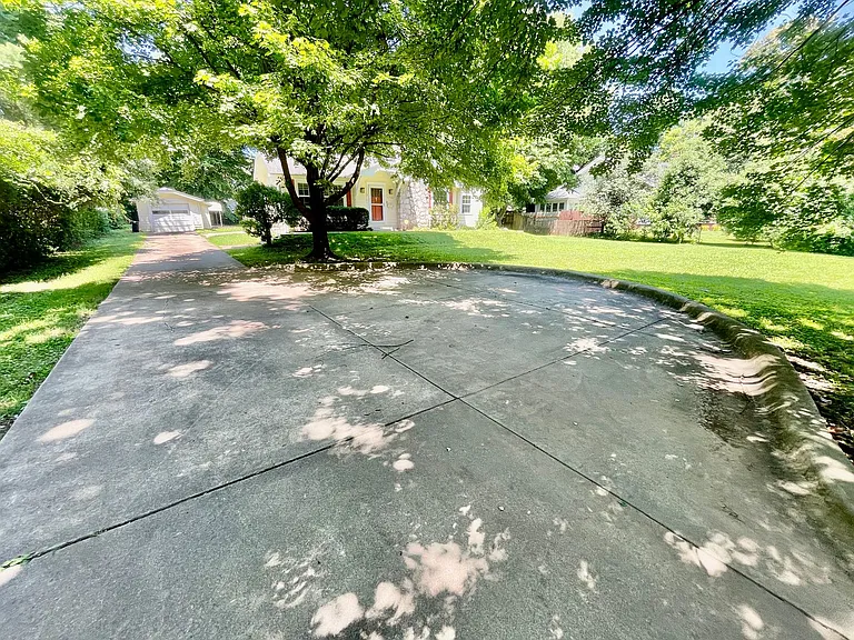 1715 S Kimbrough Ave — Photo 23