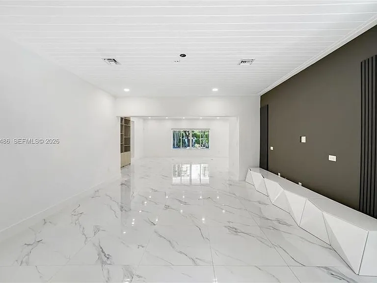 711 Sunset Rd — Photo 14