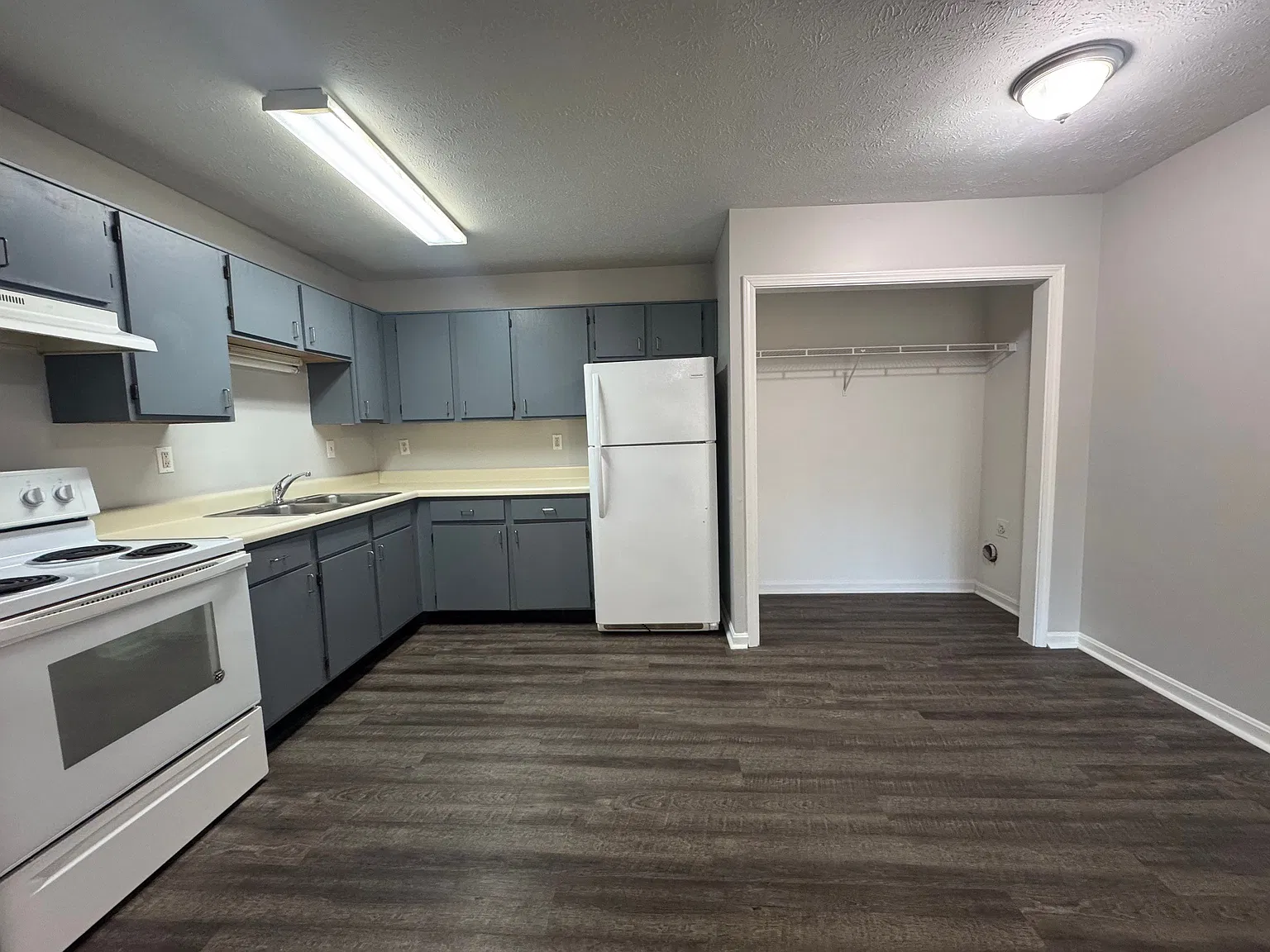 4107-3 Blue Lick Court - 4107-3 — Photo 1