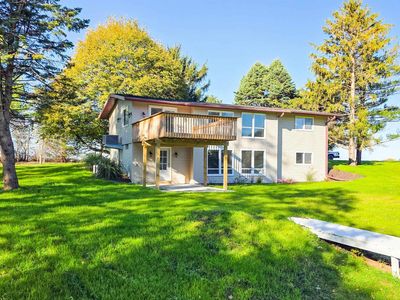 113 Island View Dr, Waverly, IA, 50677