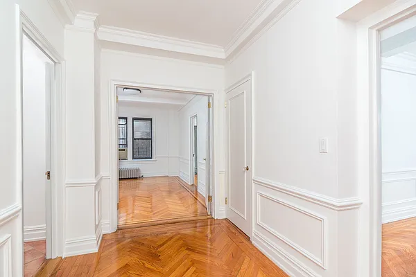 Rented by Waldstar Real Estate LLC | media 26