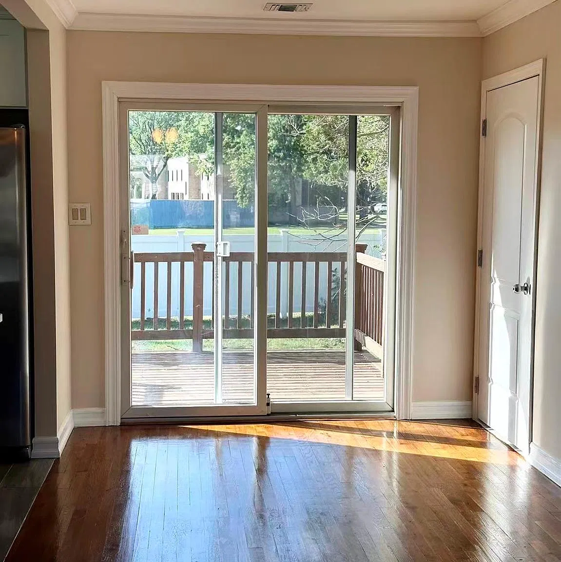 3 bed, 3.0 bath, 1535 sqft, $4,500 — Photo 4