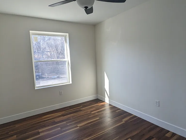 518 N State St #2 — Photo 4
