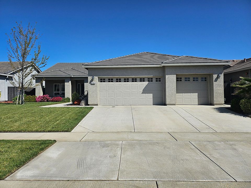 1st image of 2107 Moss Glen Loop