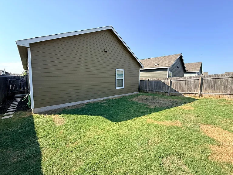 355 Geode Gln — Photo 20