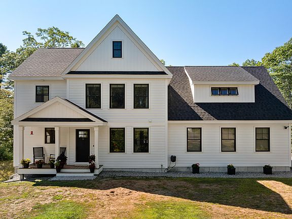 3rd image of 14 Raspberry Lane