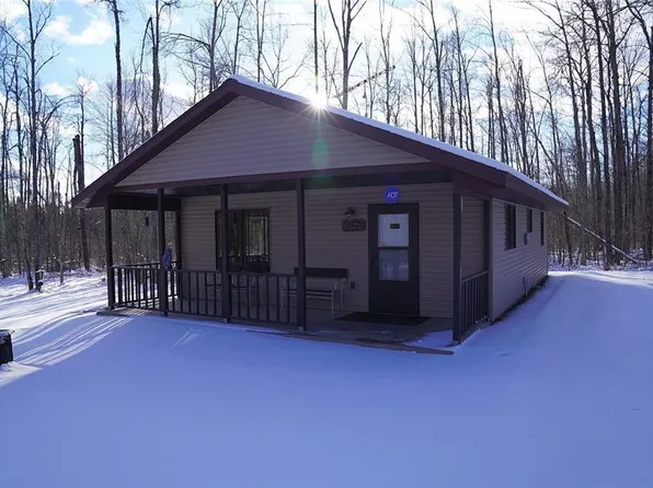 9527 West Mile Road, Ladysmith, WI 54848