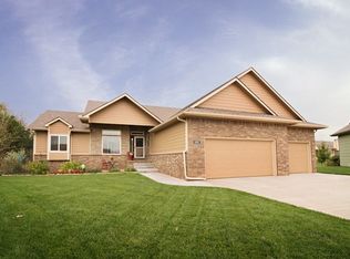 10917 W Waterside Ct, Maize, KS 67101