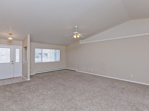 3rd image of 340 Elderberry Dr