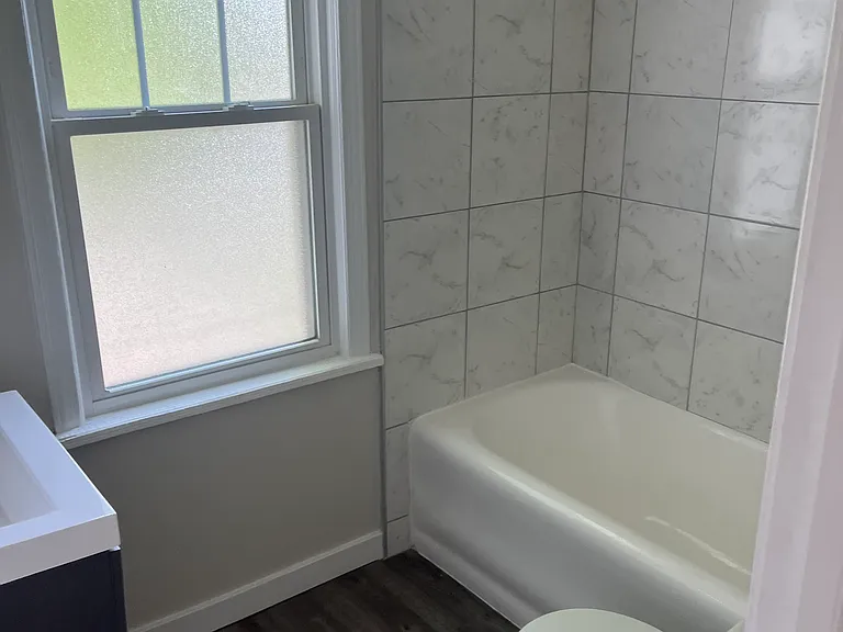 1031 Pennfield Rd — Photo 6