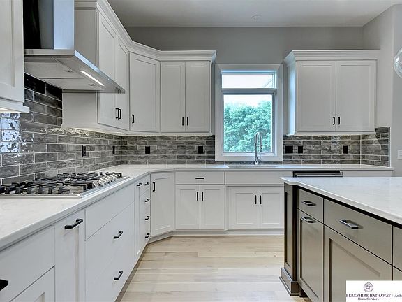 5th image of 9917 S 184th St
