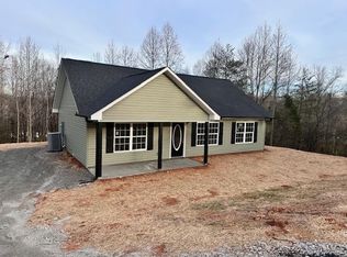 125 Waycaster Cir, Dahlonega, GA 30533