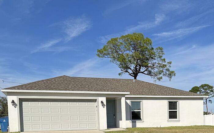 1st image of 1013 Quail St SE
