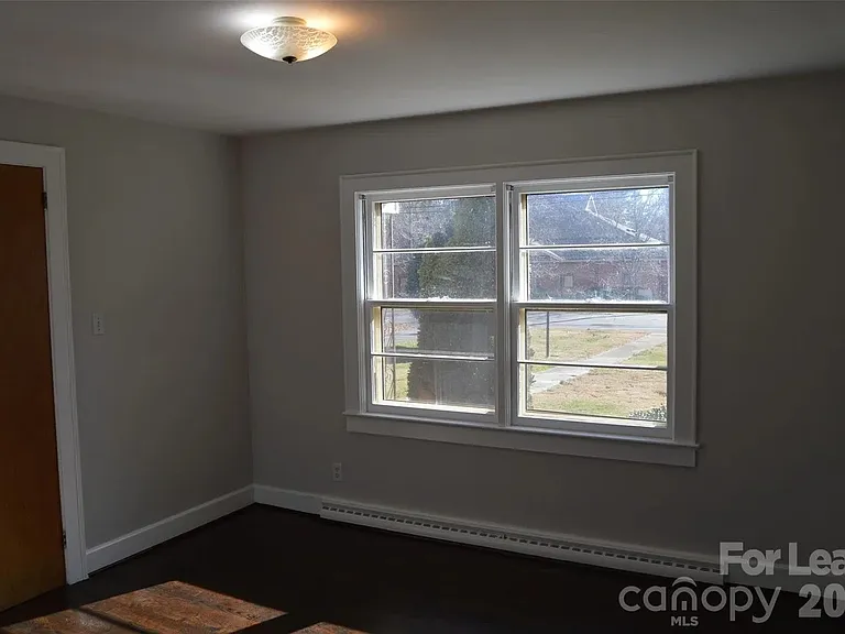 1225 Davie Ave — Photo 17