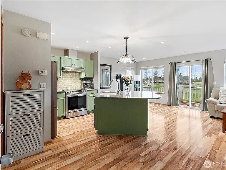 1 bed, 612 sqft, $1,575 — Photo 1