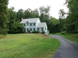 4 Collins Ct, Plaistow, NH 03865